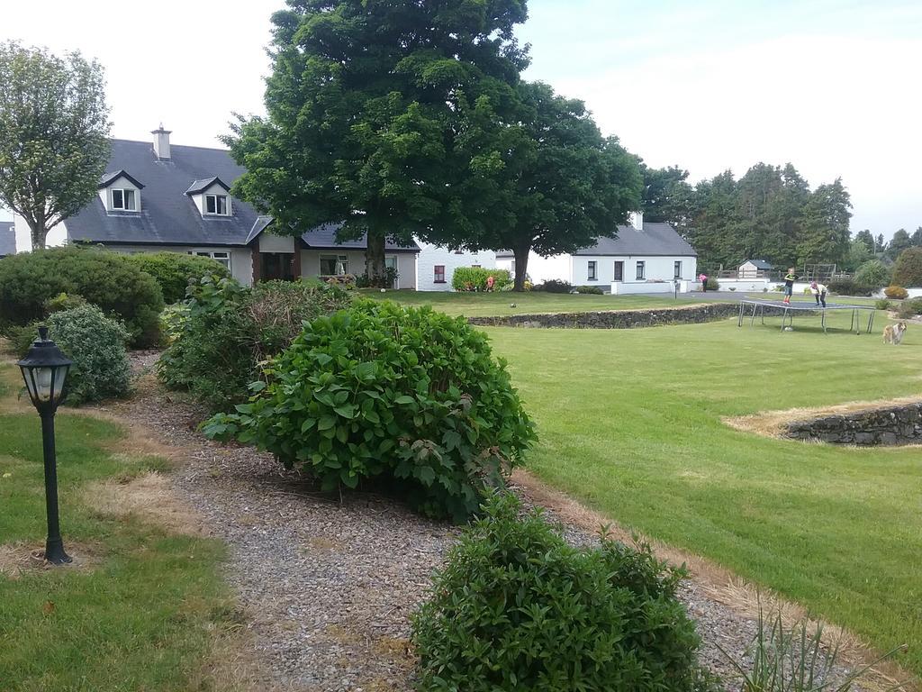 Rocksberry Bed & Breakfast Castlebar Exterior foto