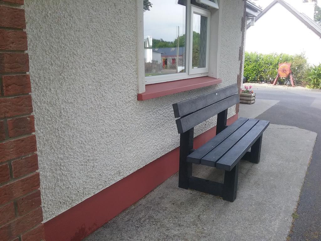 Rocksberry Bed & Breakfast Castlebar Exterior foto