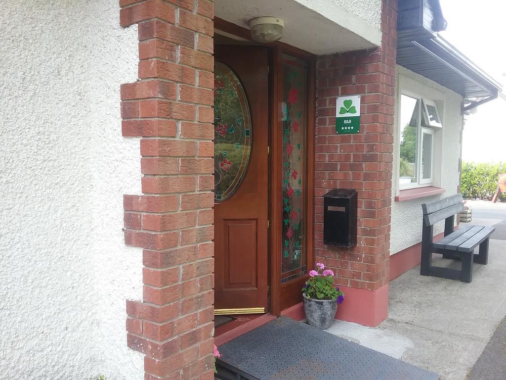 Rocksberry Bed & Breakfast Castlebar Exterior foto