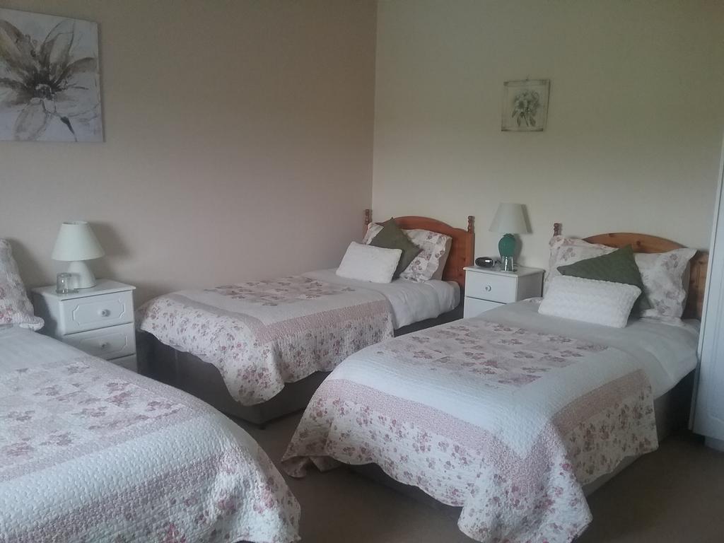Rocksberry Bed & Breakfast Castlebar Exterior foto