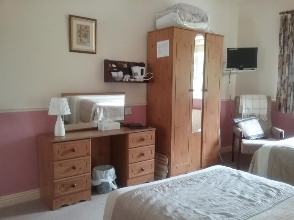 Rocksberry Bed & Breakfast Castlebar Exterior foto