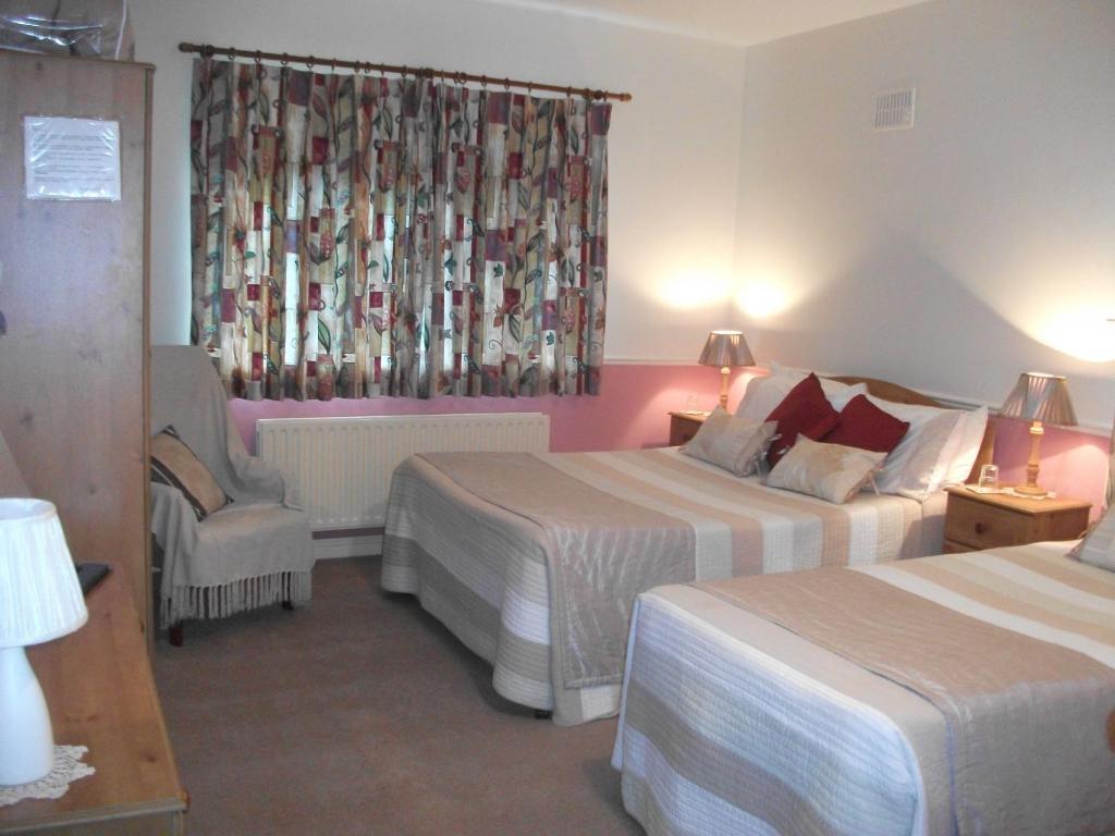 Rocksberry Bed & Breakfast Castlebar Exterior foto