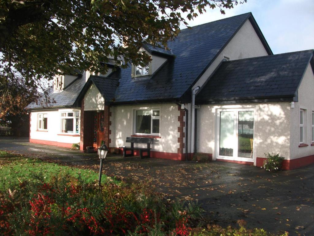 Rocksberry Bed & Breakfast Castlebar Exterior foto