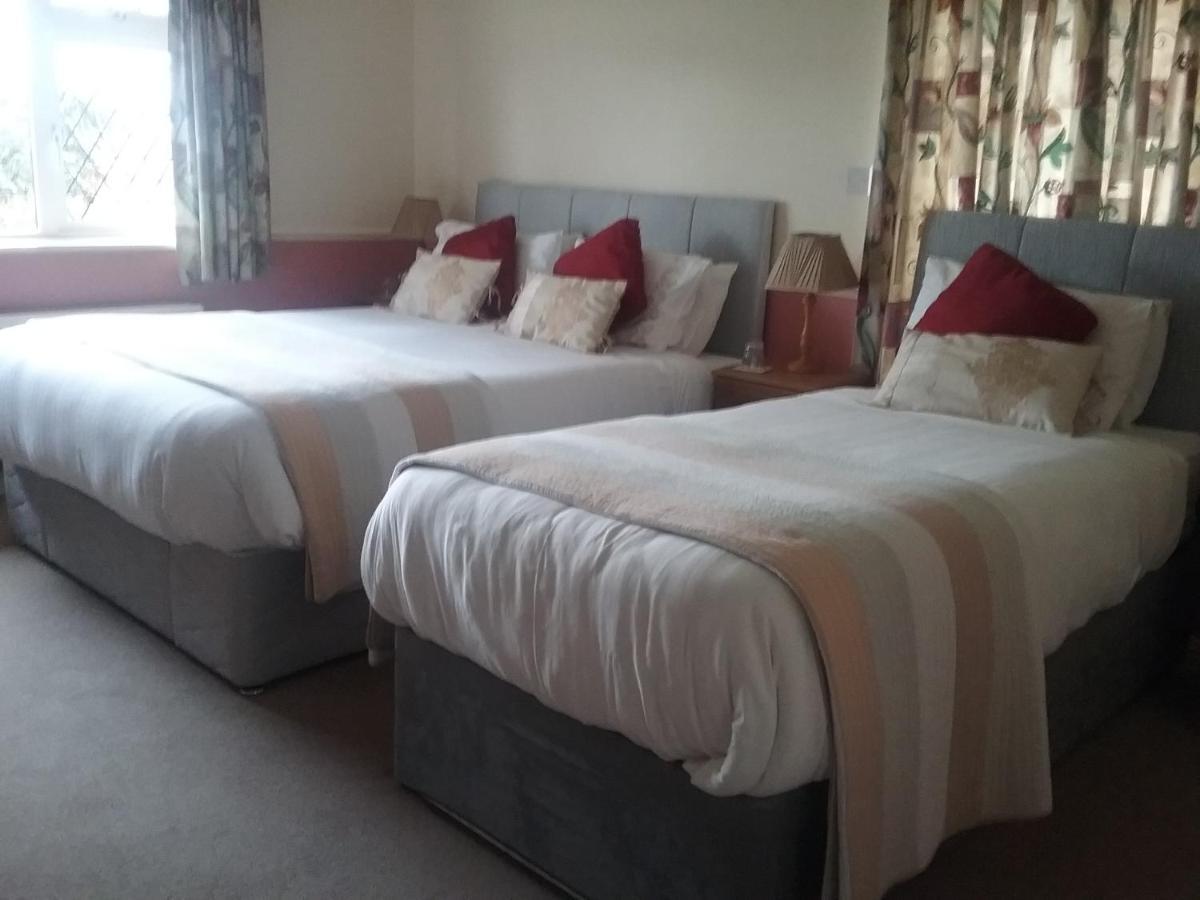 Rocksberry Bed & Breakfast Castlebar Exterior foto